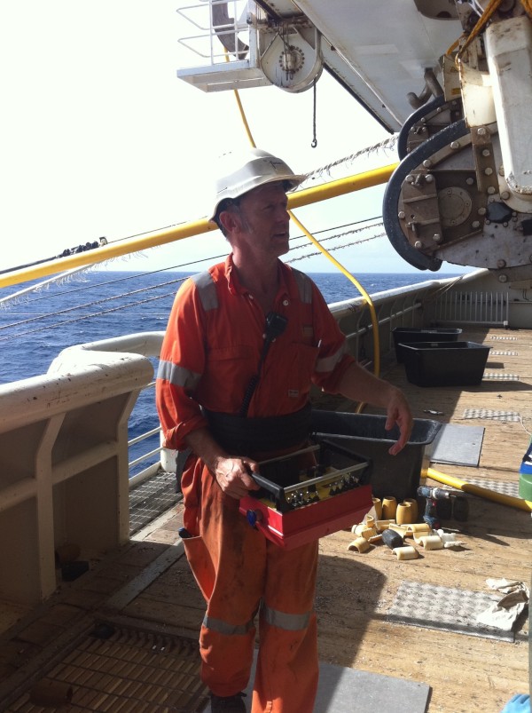 Kiwi Clive Deploying seismic streamers
