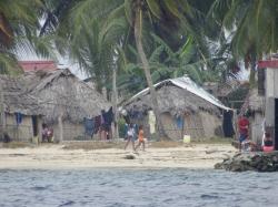 Children playing: Children do attend school. Our guide’s wife lives on another island about 4 hours by boat, so the older children can attend secondary school. Emilio lives on Isla Maquina so that his youngest son can attend primary school. 