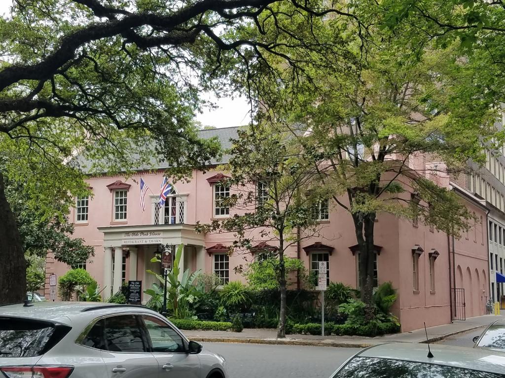 Olde Pink House: Savannah